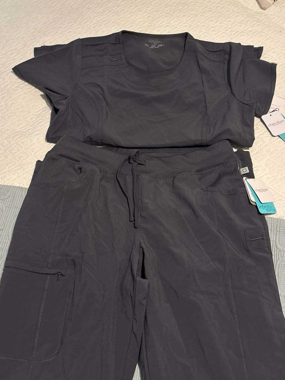 Cherokee Infinity Scrub set in Charcoal